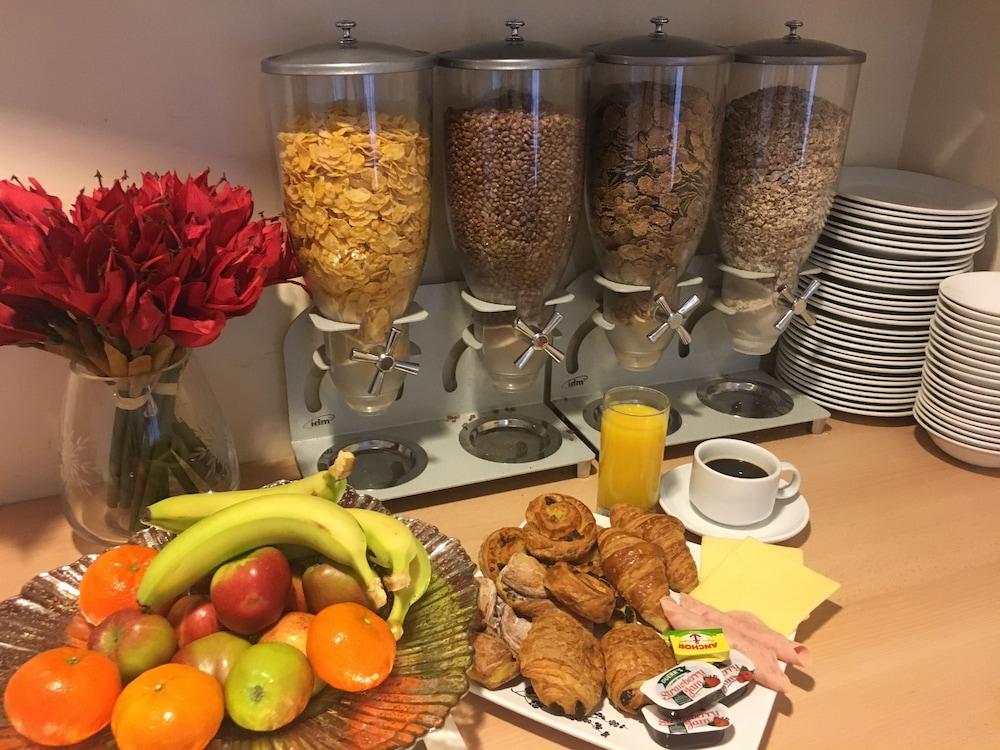 Stockwood Hotel - Luton Airport Eksteriør bilde