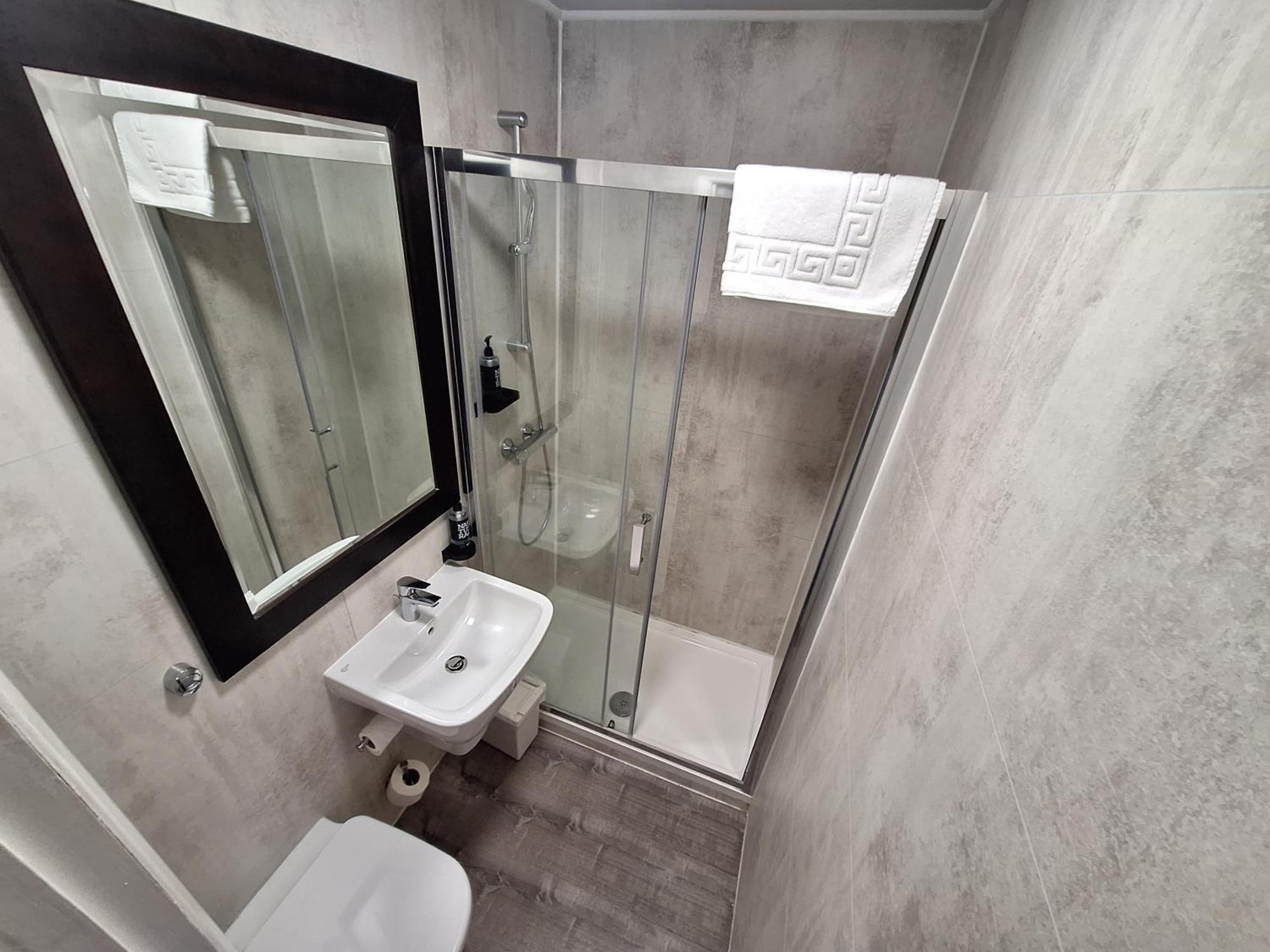 Stockwood Hotel - Luton Airport Eksteriør bilde