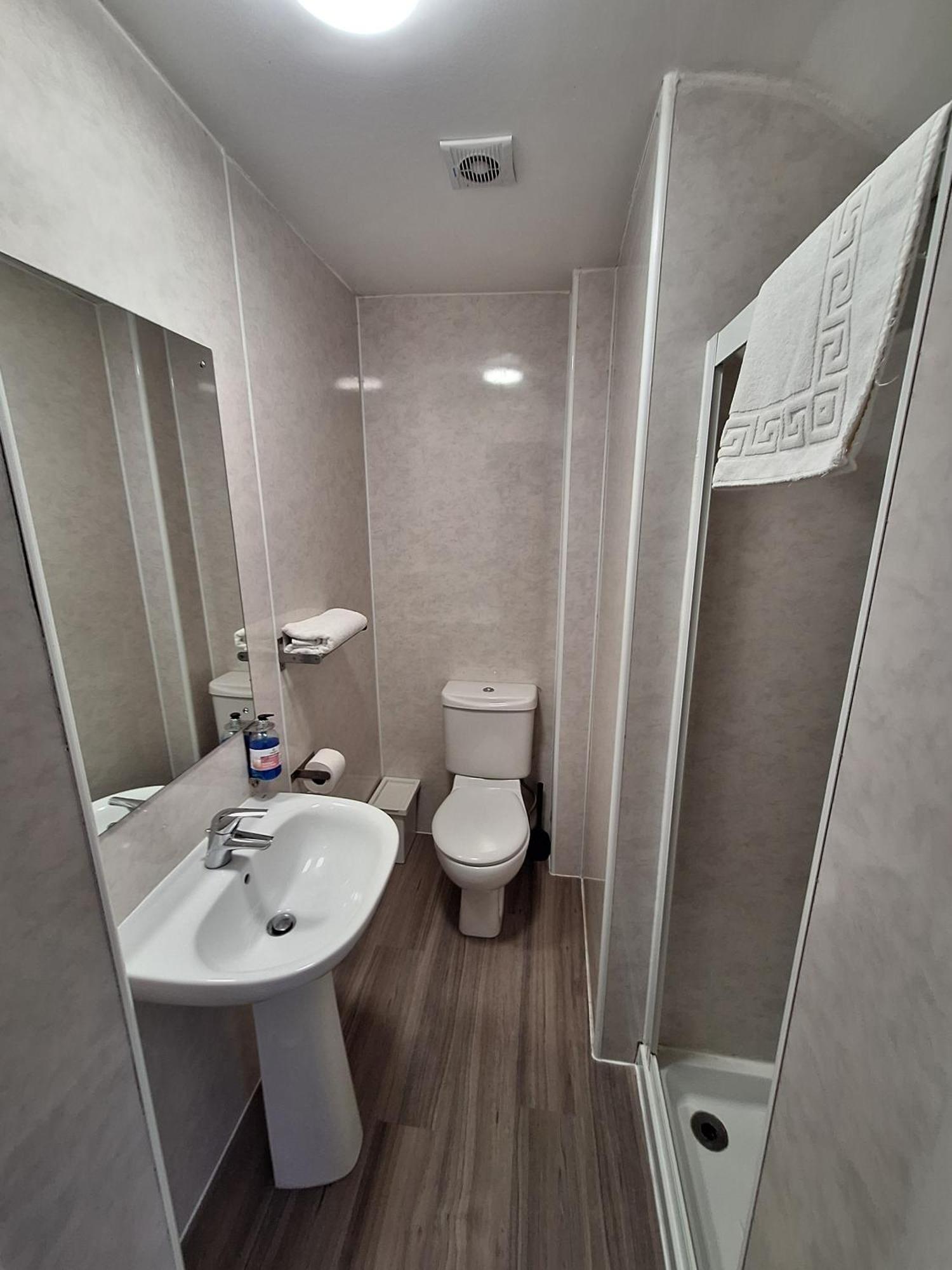 Stockwood Hotel - Luton Airport Eksteriør bilde